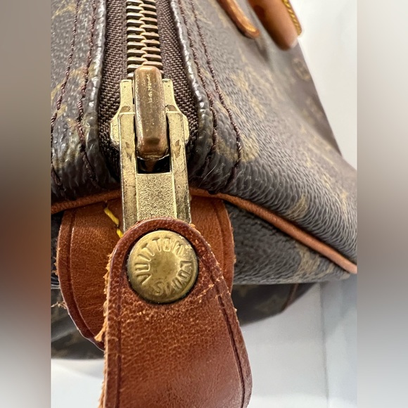 Sold 🚫Authentic Louis Vuitton Speedy 35 with letter of Authenticity - Picture 10 of 16